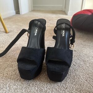 Fashion nova heels